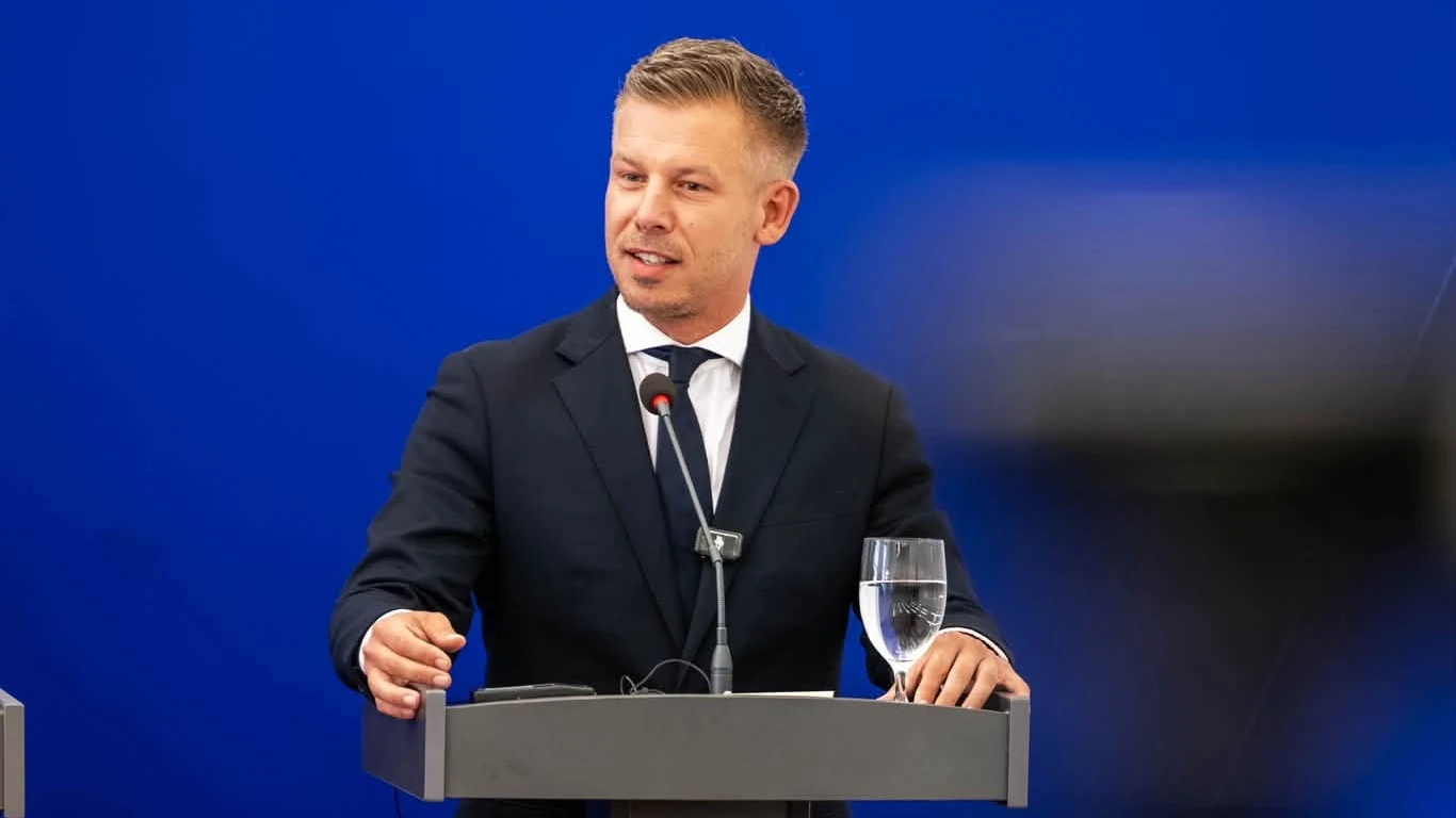 Аналогія Мадяра про «сільський футбол» і позиція Києва: підсумок публічної перепалки